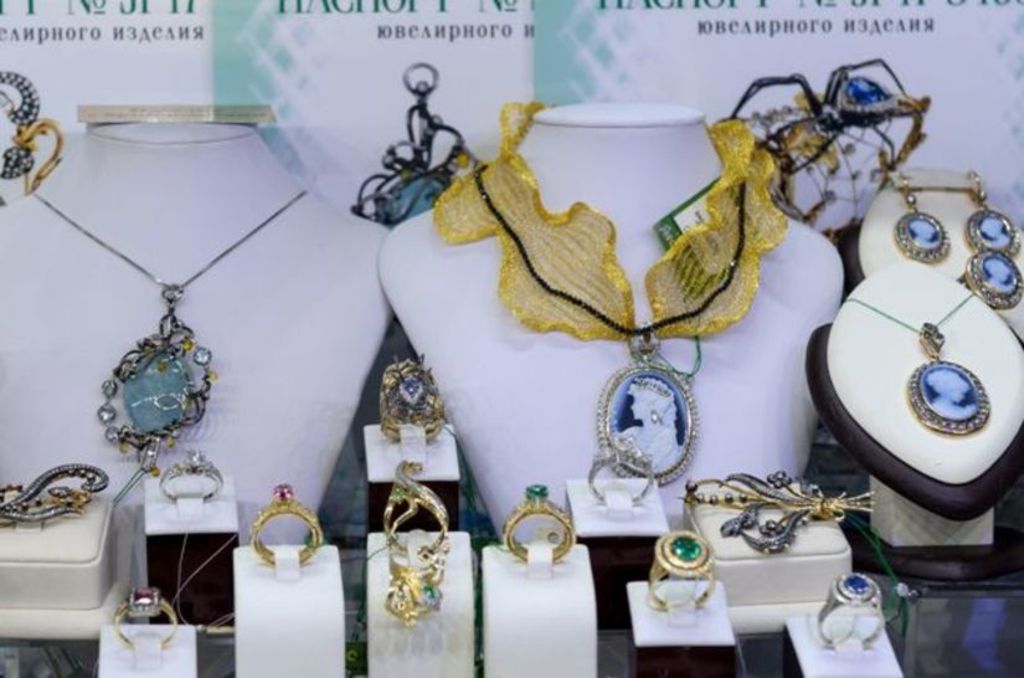 На выставке «Золотые мастера»в особняке Демидовапредставят ювелирное и декоративно-прикладное искусство со всей России
