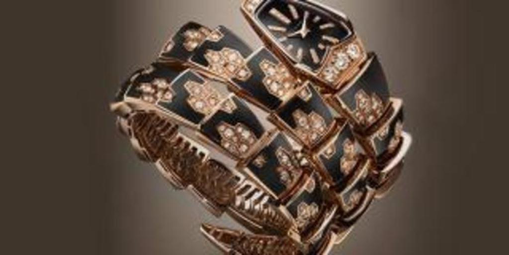 Часы-змея Serpenti: новогодний презент от Bulgari