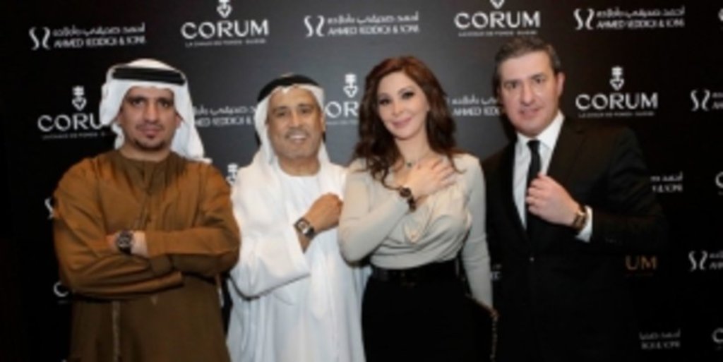 Выставка эксклюзивных наручных часов Corum в Dubai Mall