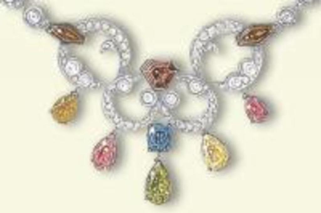 Ювелирные компании переходят на производство дешевой продукции