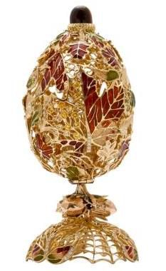Чешский монетный двор изготовил коллекцию из золотых и серебряных яиц «Времена года» к 200-летию со дня рождения Густава Фаберже