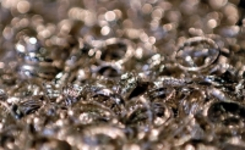 Потребление серебряных ювелирных изделий в России составит в 2007 году 75 т