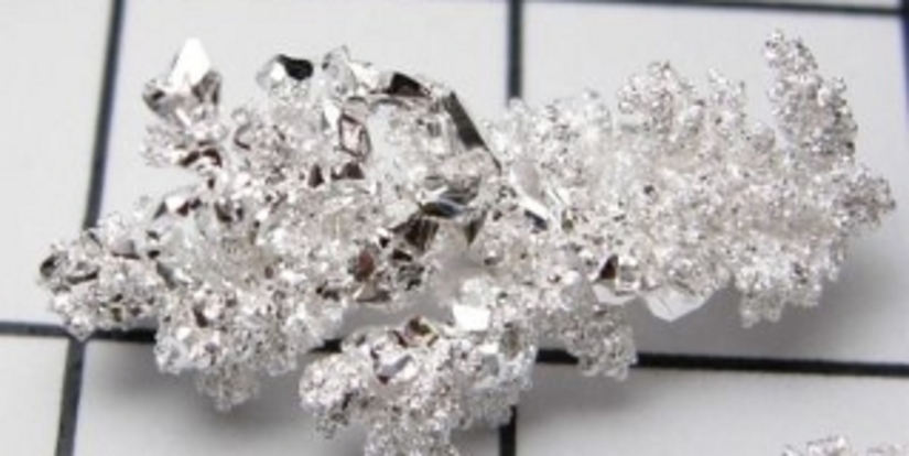 Непал отменил запрет на импорт золота и серебра