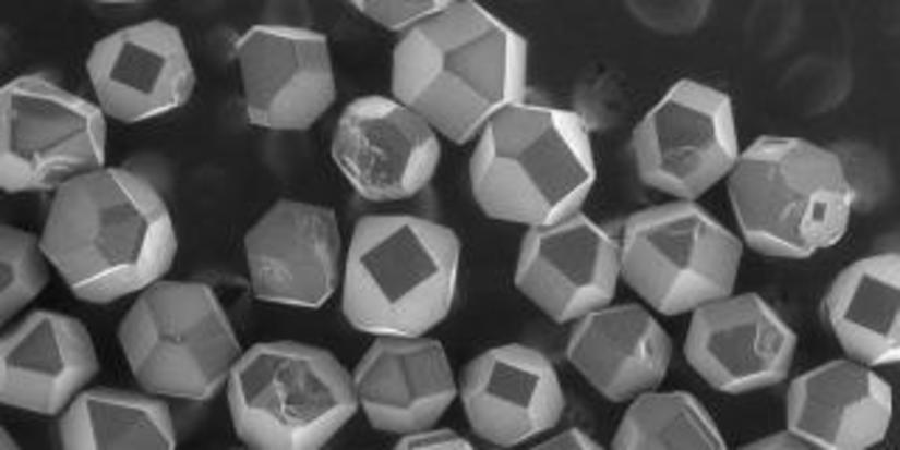 GIA предлагает новую услугу для определения мелких синтетических бриллиантов